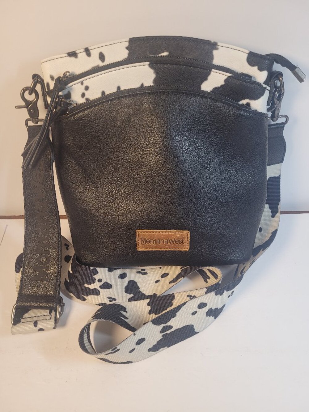 Montana West Cow Print Tote Crossbody Guitar Strap Black White Zipper Very Nice